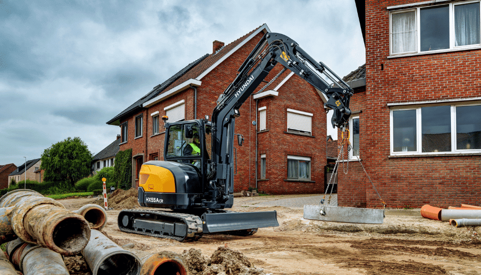 Hyundai HX55 operating in construction