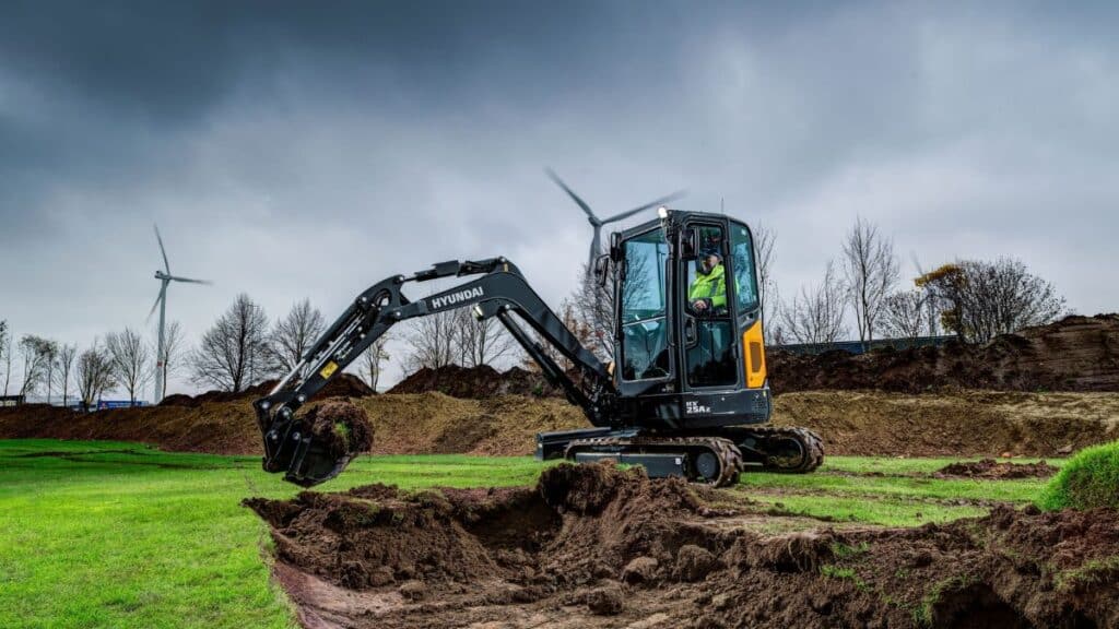 Hyundai-HX25-Construction-Project