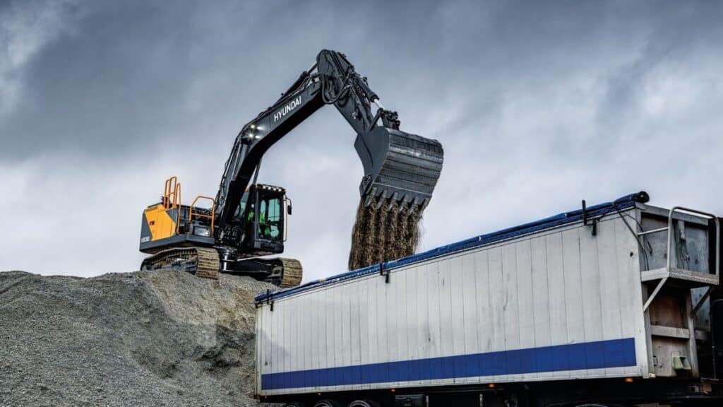 Hyundai-HX260-Construction-Project