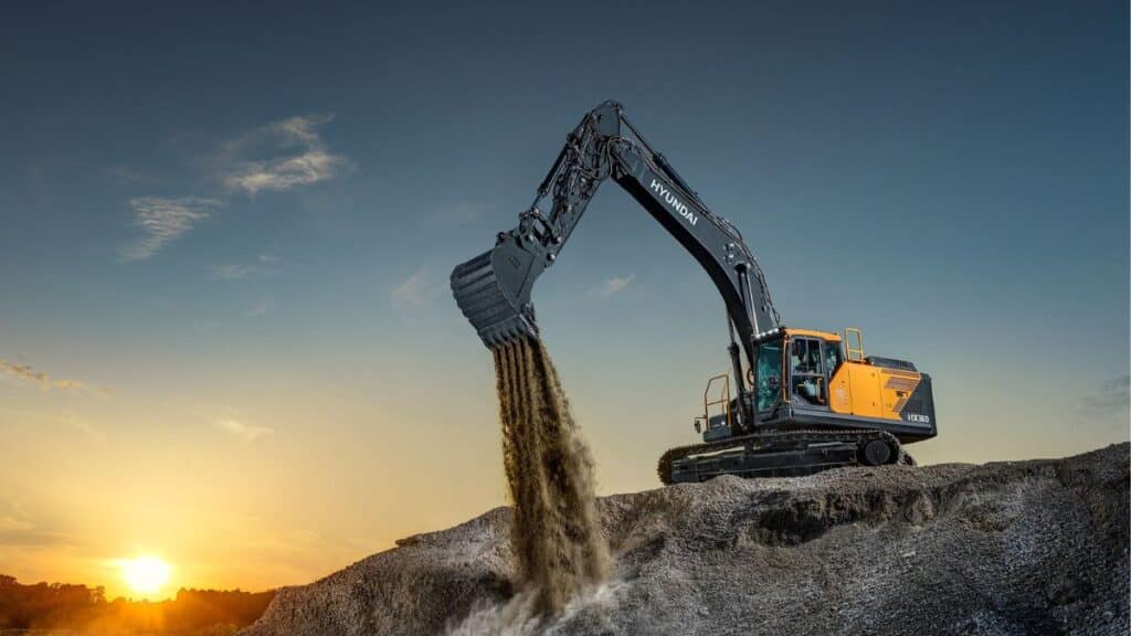 Hyundai-HX400-Civil-Groundworks-in-action-on-site
