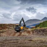Hyundai Crawler Excavator HX140A L - image 2