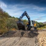 Hyundai Crawler Excavator HX140A L - image 4