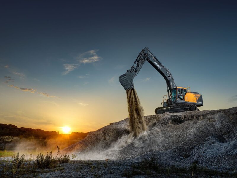 Hyundai Crawler Excavator HX360L - image 1
