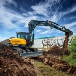 Hyundai Compact Excavator HX85A - image 4