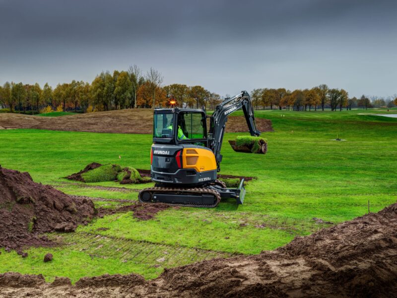 Hyundai Compact Excavator HX35A Z - image 3