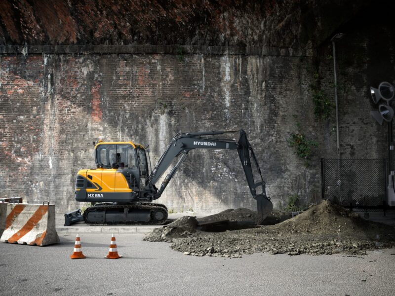 Hyundai Compact Excavator HX65A - image 3