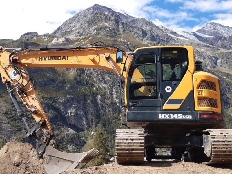 Hyundai Crawler Excavator HX145A LCR - image 3