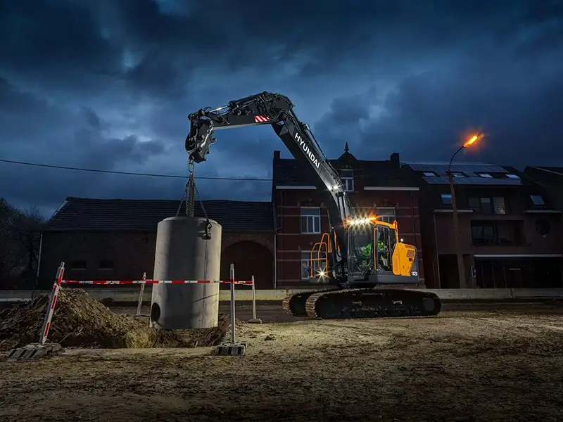 hyundai hx230a compact excavator 3
