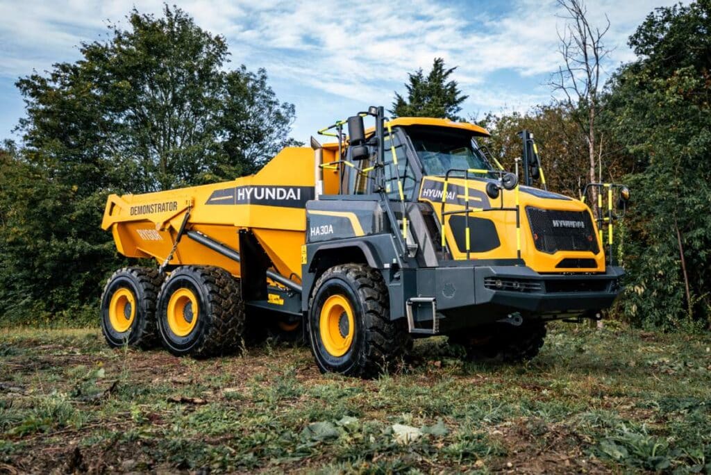 hyundai ha30a articulated dump truck
