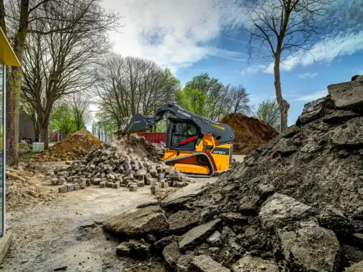 hyundai ht100v compact track loader 3