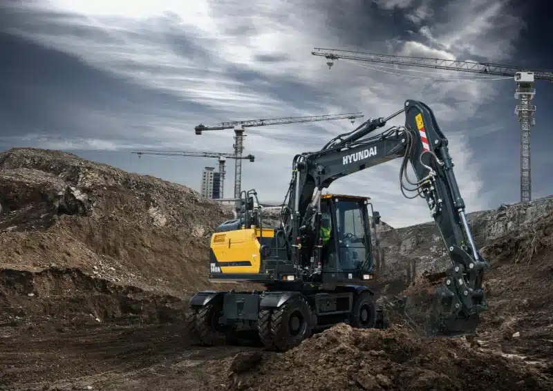hyundai hw140a wheeled excavator 3