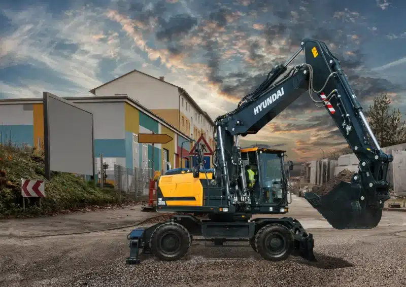 hyundai hw210a wheeled excavator 7