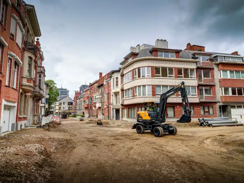 hyundai hw65a wheeled excavator 3